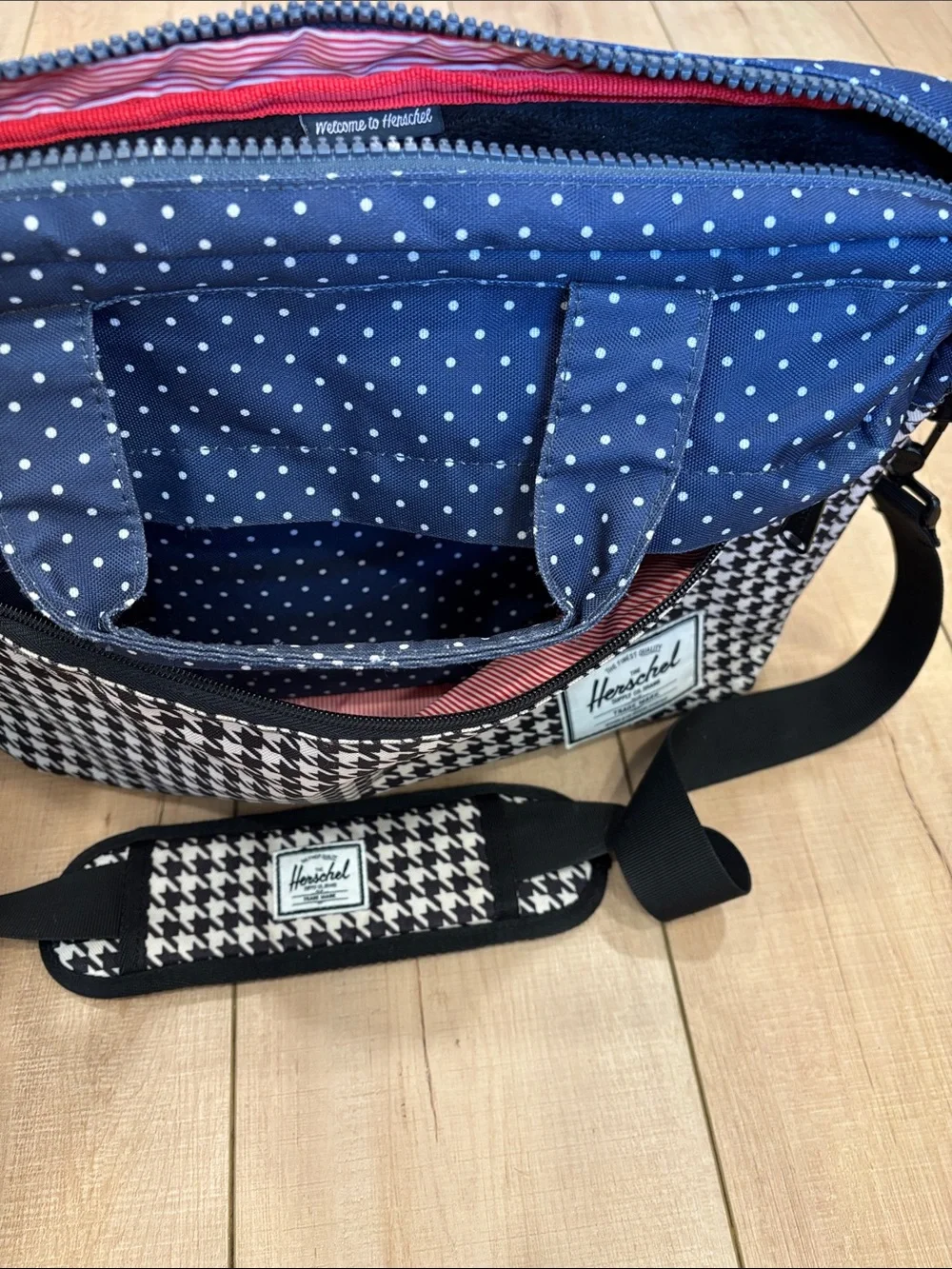Herschel Supply Company Navy & Black Houndstooth Laptop Messenger Bag